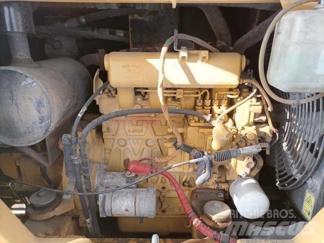CAT 306 Mini bagri <7t