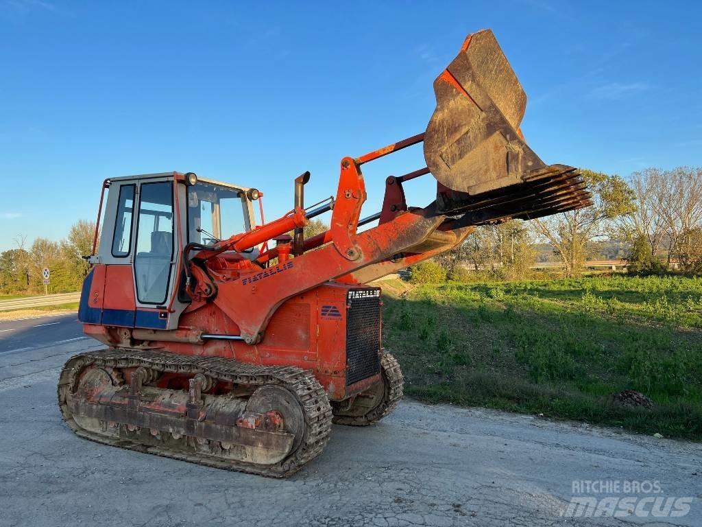Fiat-Hitachi FL 14E Nakladalci goseničarji