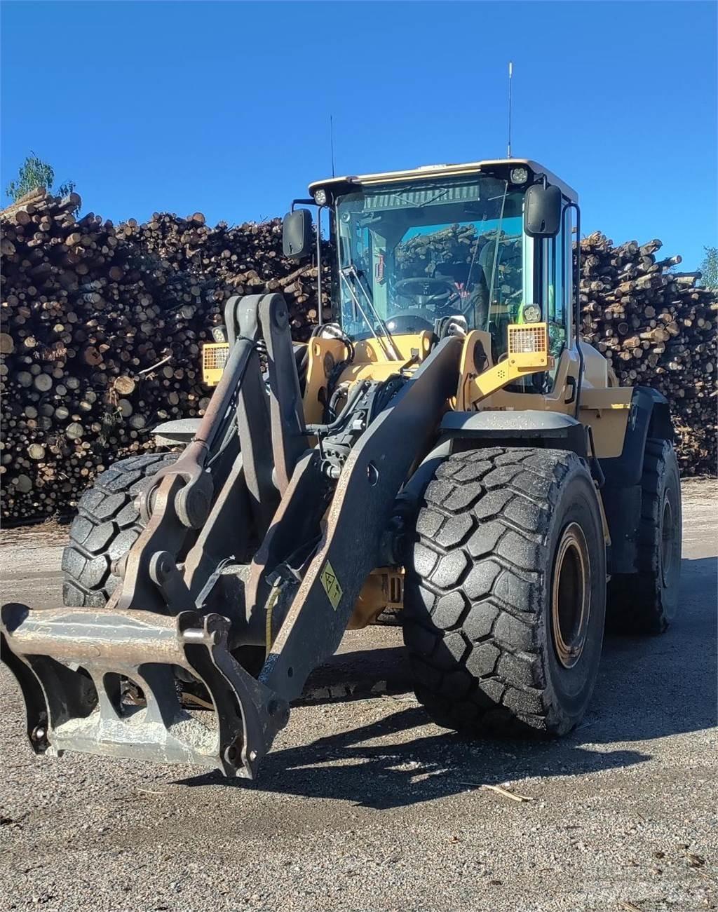 Volvo L110G Kolesni nakladalci