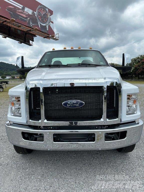 Ford F-750 Tovornjaki-šasije