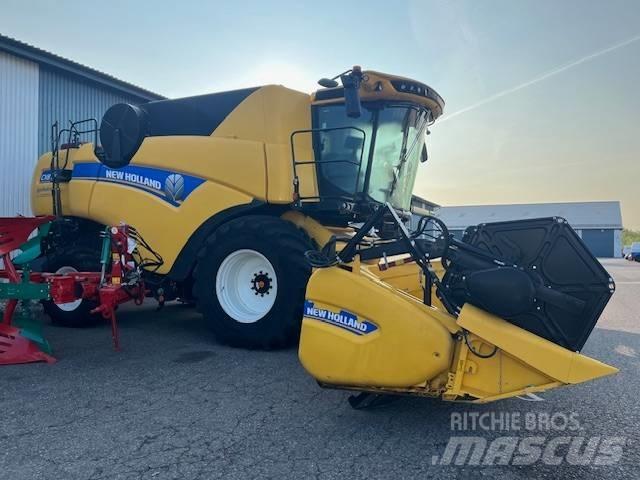 New Holland CX8.70 Kombajni