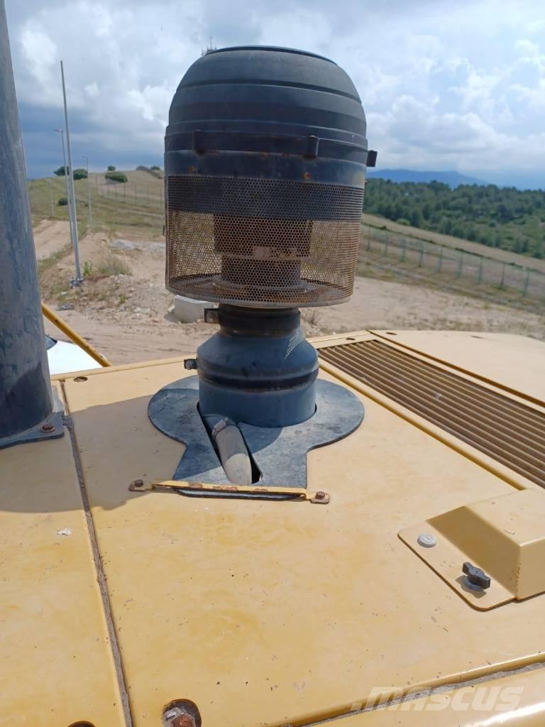 CAT 836 H Kompaktorji odpadkov