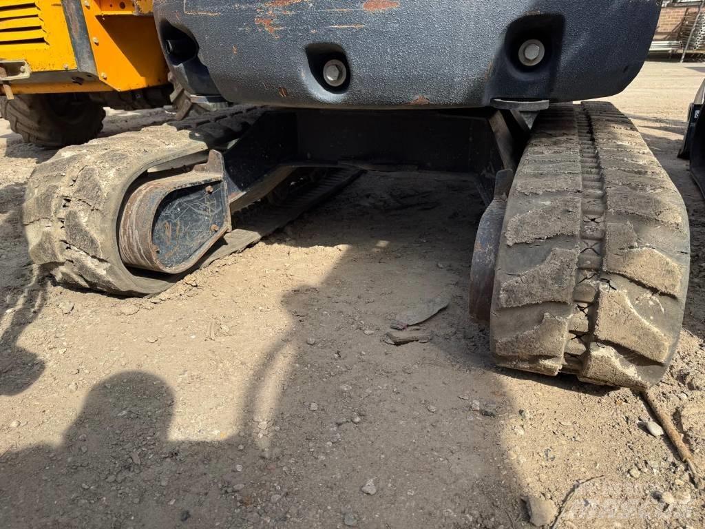 Kubota U 27-4 Mini bagri <7t
