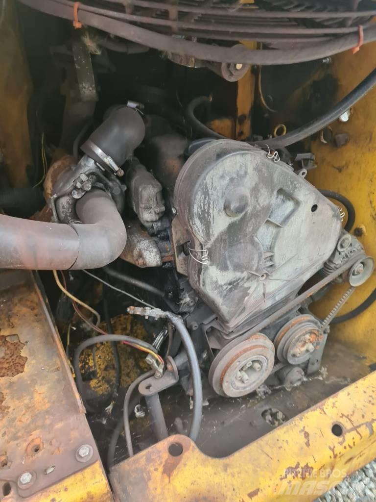 Volvo MC 95 C Skid steer mini nakladalci