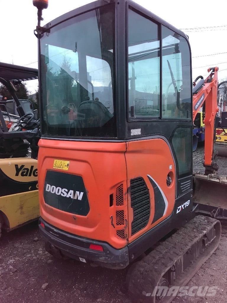 Doosan DX 19 Mini bagri <7t