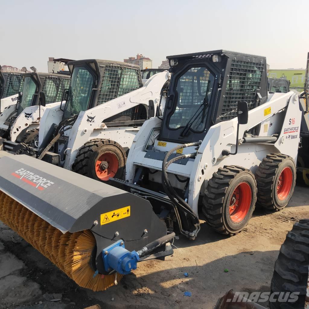 Bobcat S16 Skid steer mini nakladalci