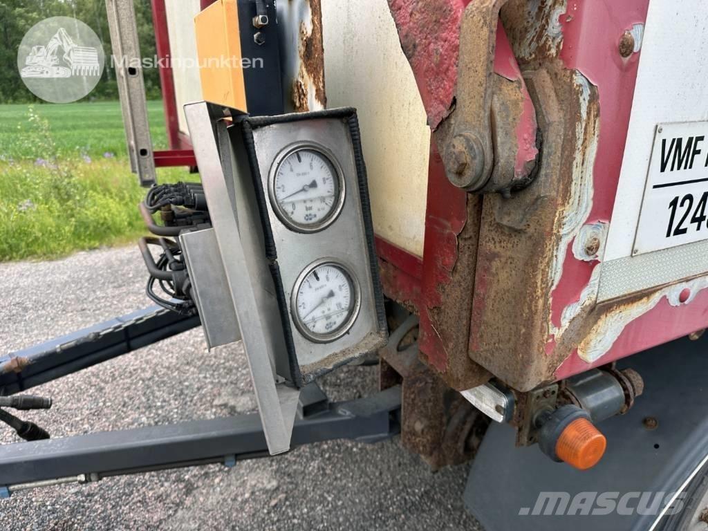  BURE LB360F Prikolica za žagovino