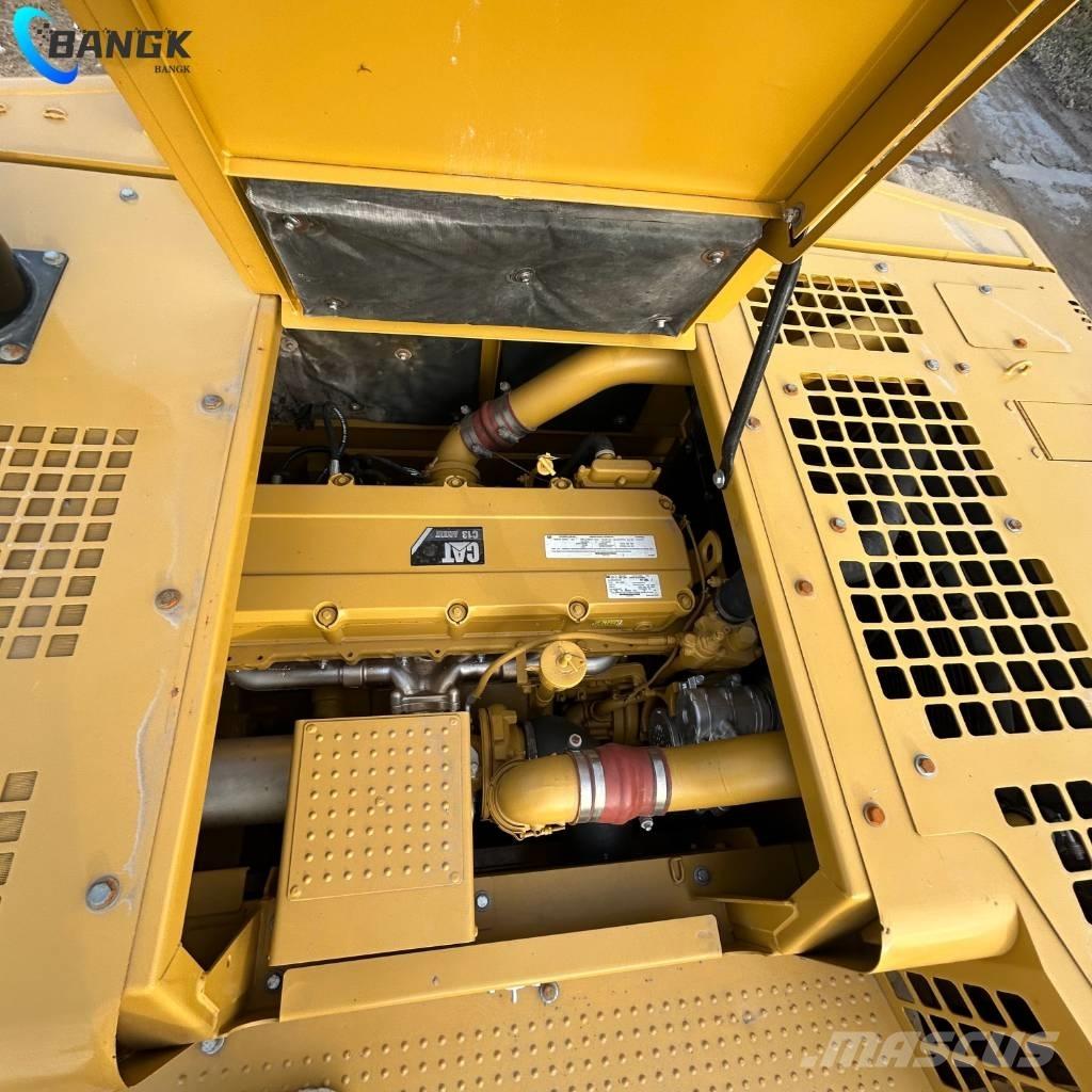 CAT 349D2 Bagri goseničarji