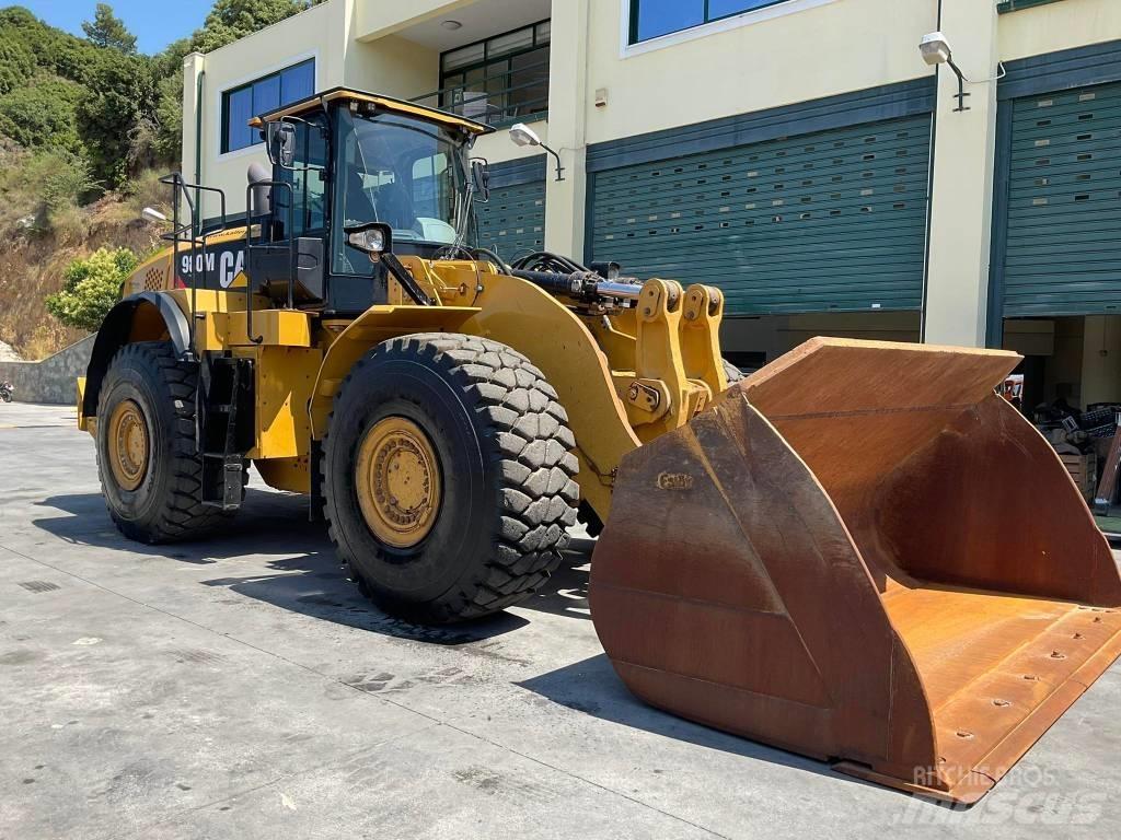 CAT 980M Kolesni nakladalci