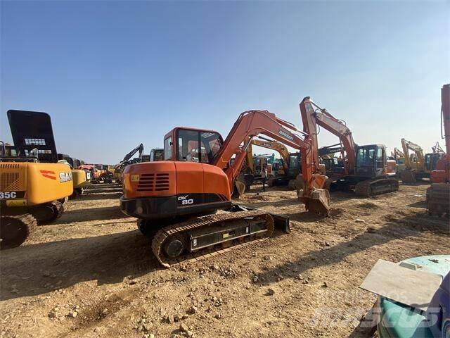 Doosan DX 80 Mini bagri <7t