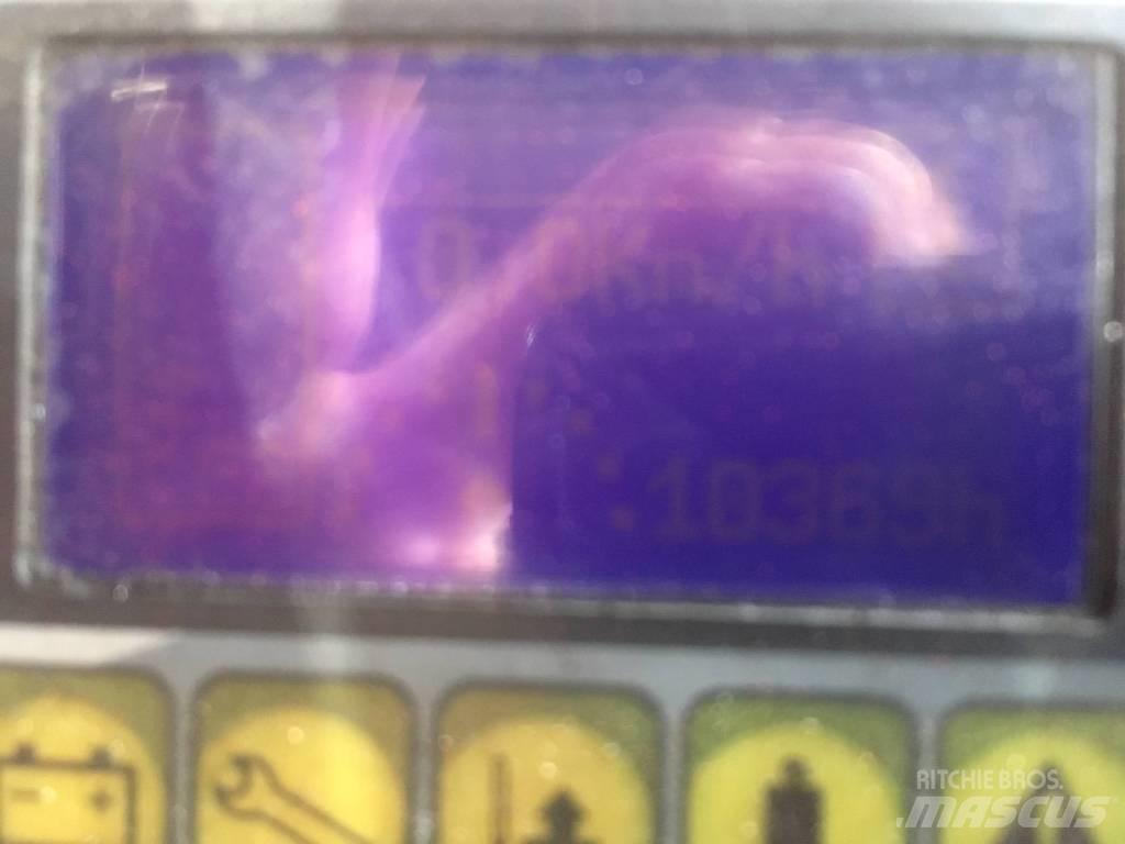 Hyster N35ZDR Viličarji s pomičnim teleskopom