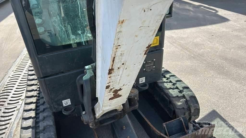 Bobcat e17 Traktorji