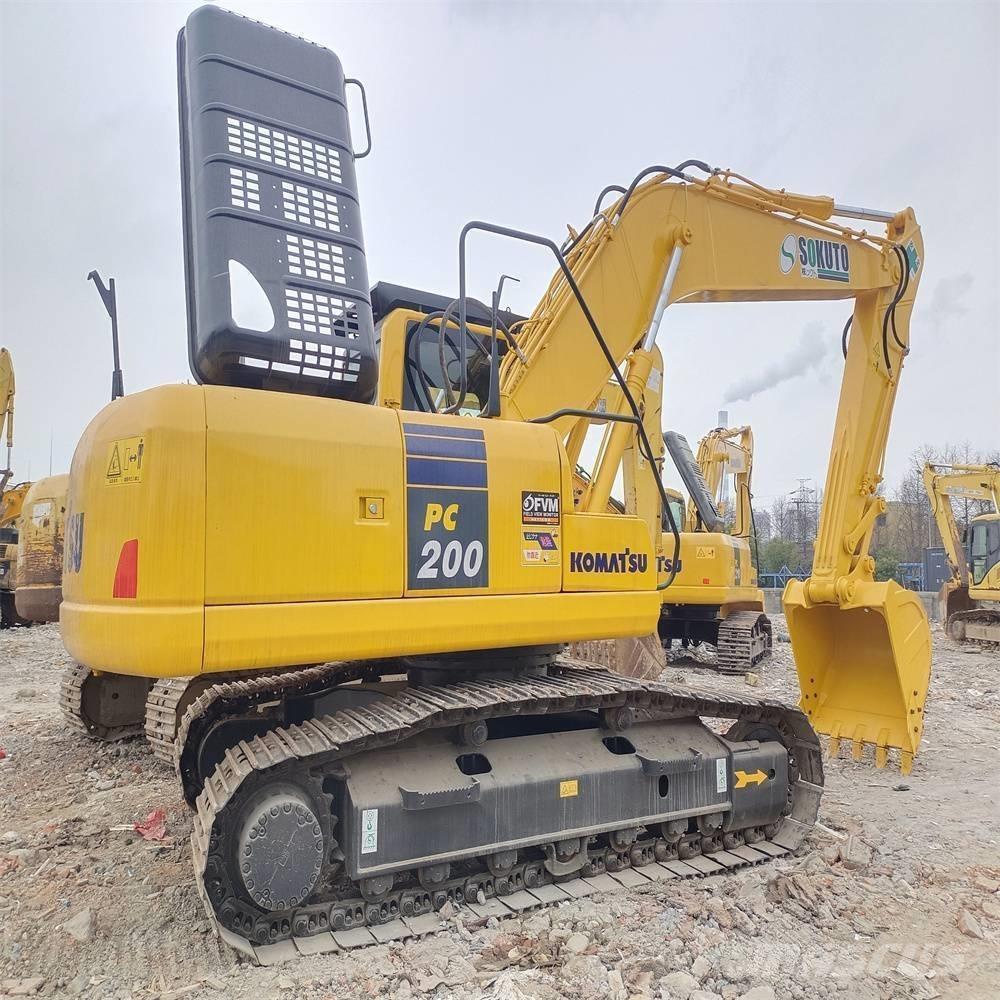 Komatsu PC 200 Bagri goseničarji