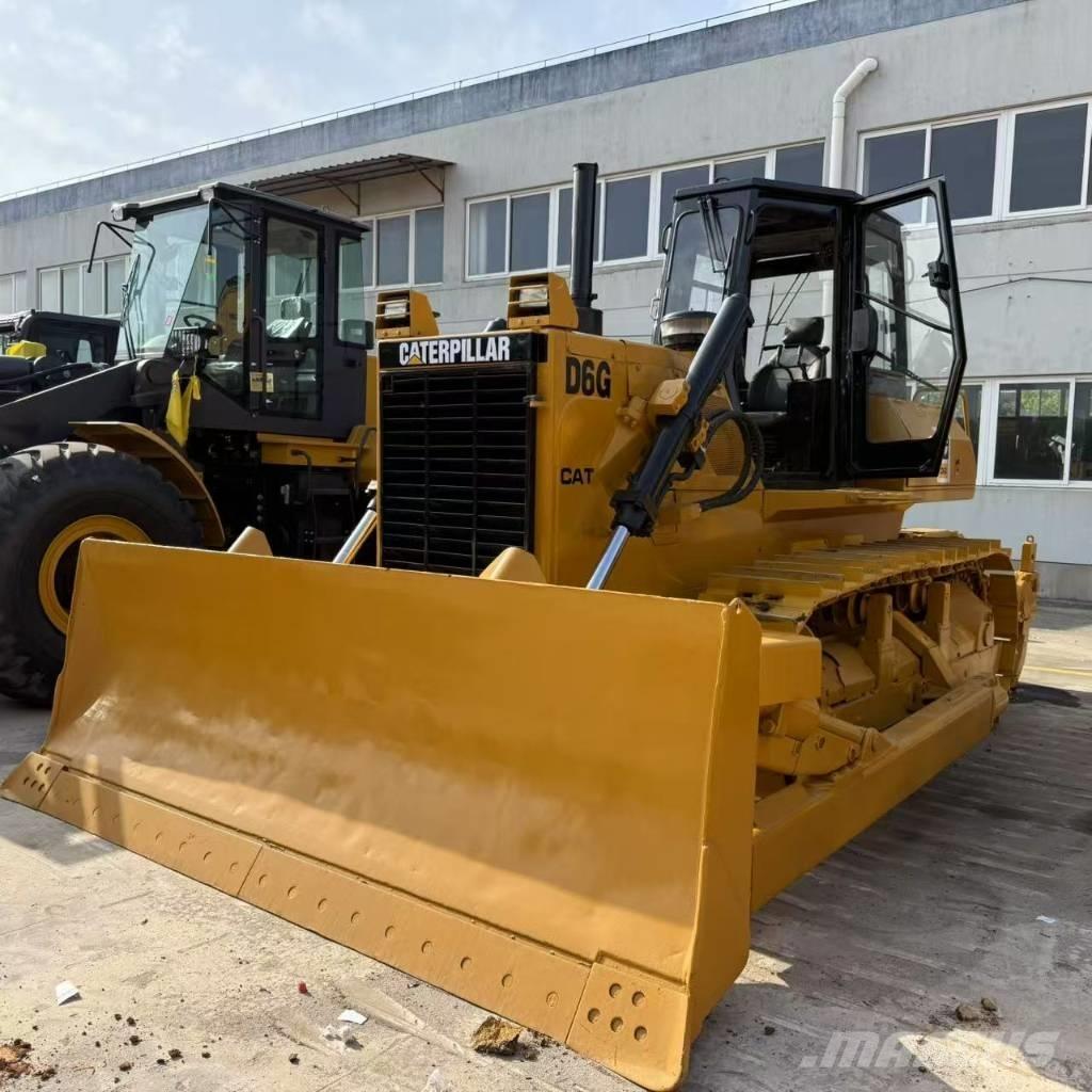 CAT D6G Buldožerji goseničarji