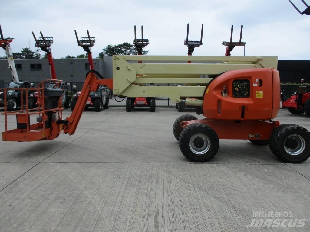 JLG 450 AJ (868) Zglobne samohodne dvižne ploščadi