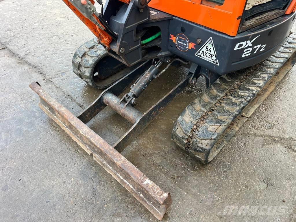 Doosan DX 27 Z Mini bagri <7t