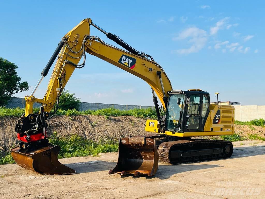 CAT 323 Bagri goseničarji