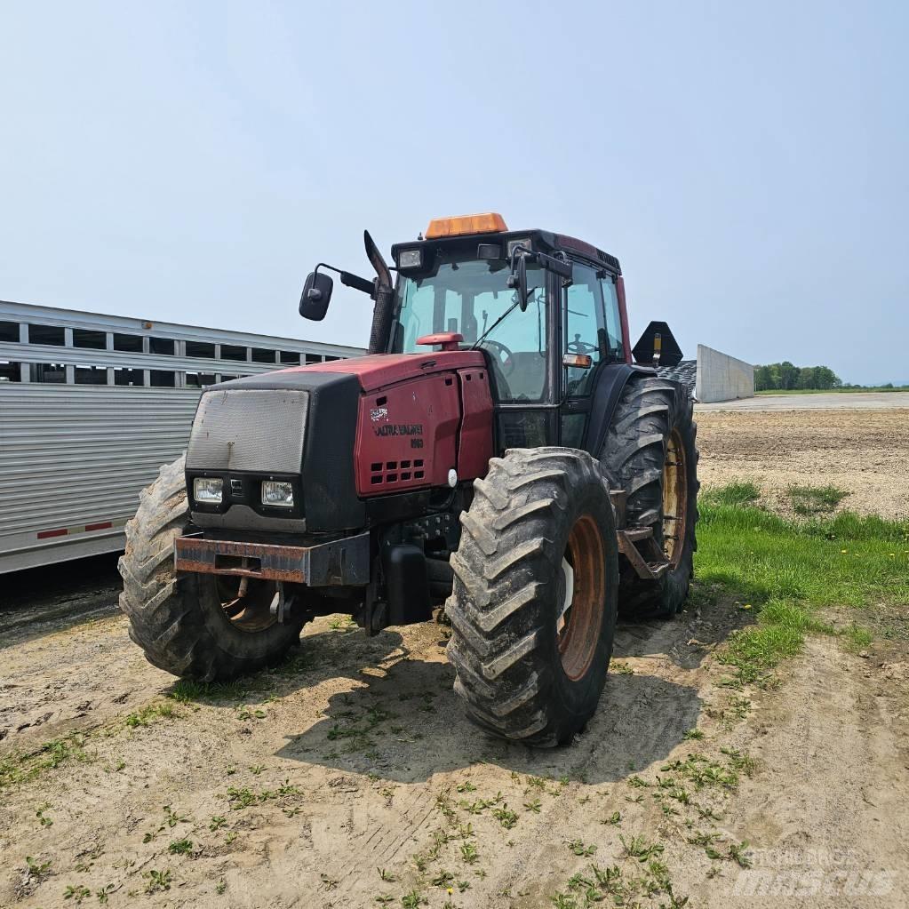 Valmet 8950 Traktorji