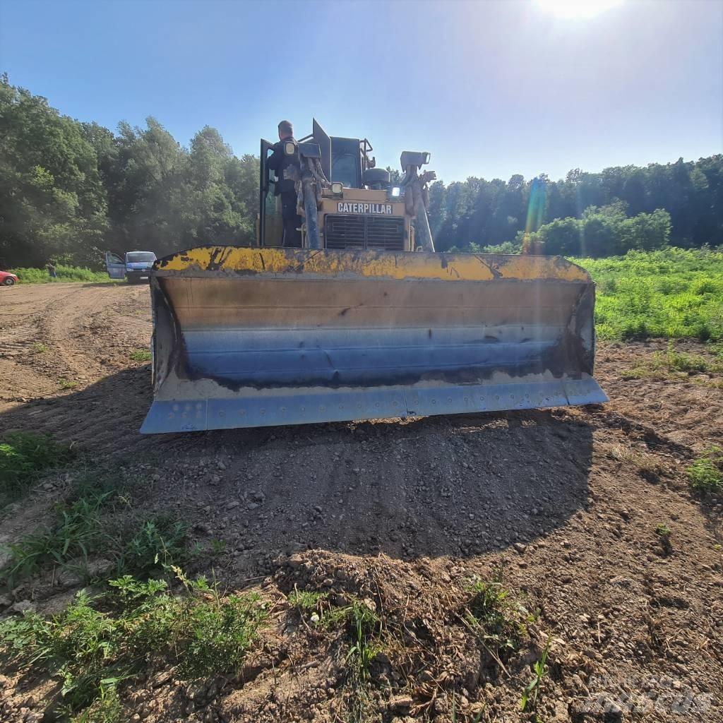 CAT D 6 T LGP Buldožerji goseničarji