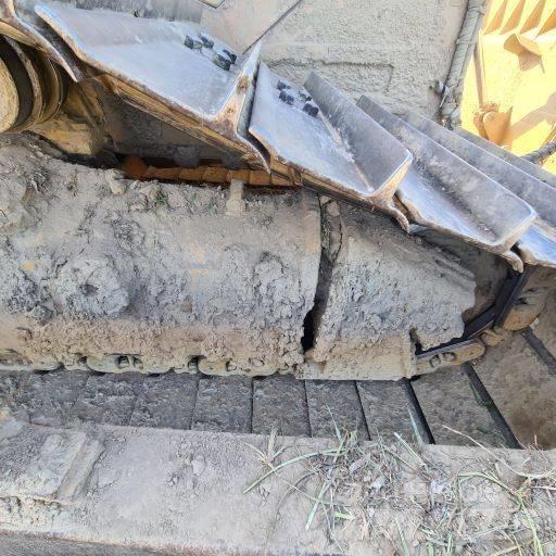 CAT D 6 T LGP Buldožerji goseničarji