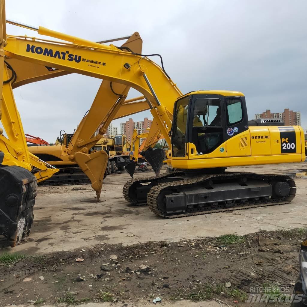 Komatsu PC200-7 Bagri goseničarji