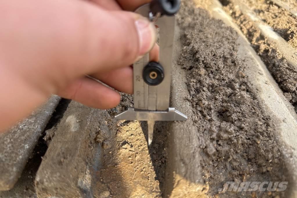 Volvo ECR235EL Bagri goseničarji