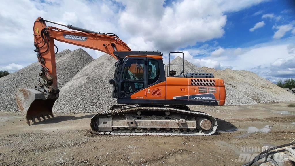 Doosan DX 255 LC-5 Bagri goseničarji