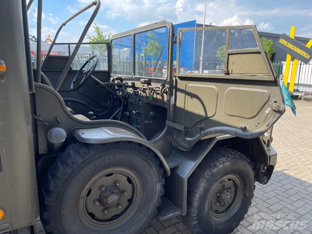 DAF YA 126 GWT Rešilni avtomobili