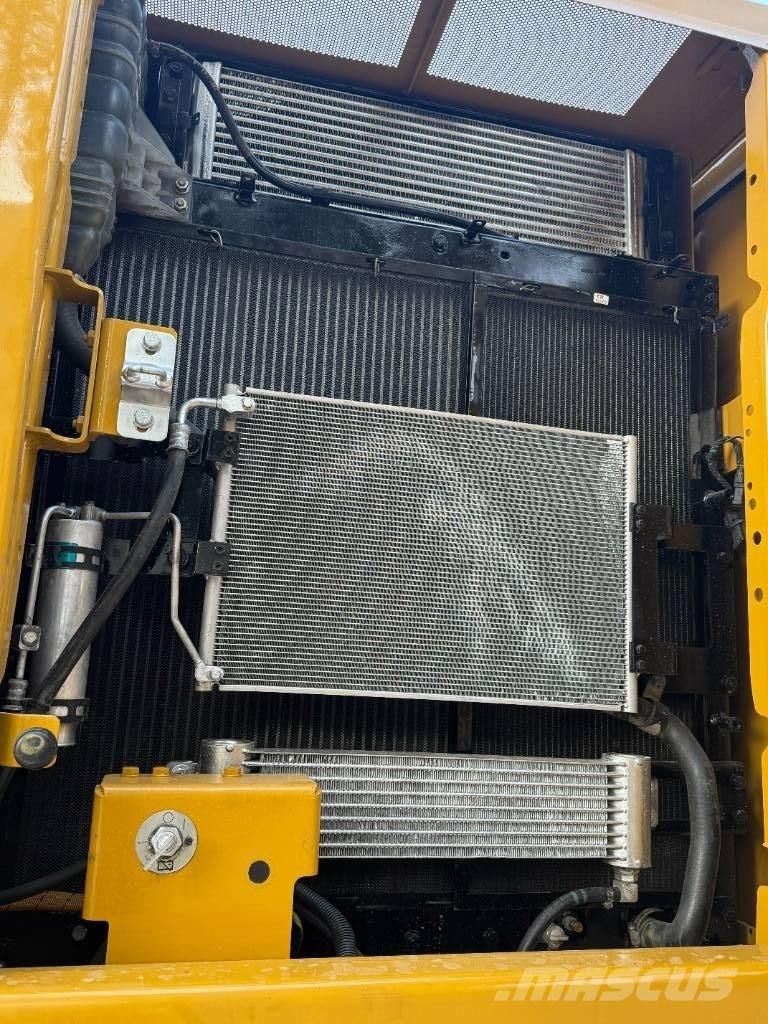 CAT CAT323 Midi bagri 7t – 12t