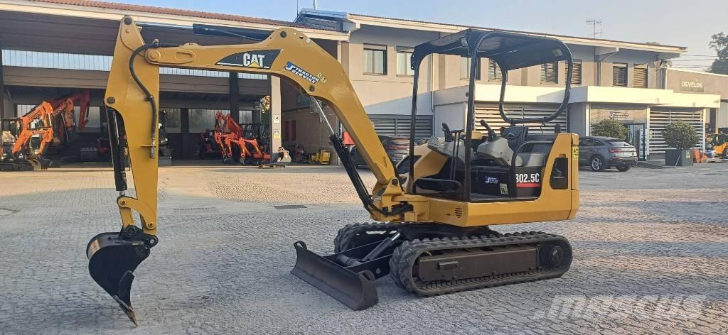CAT 302.5 Mini bagri <7t