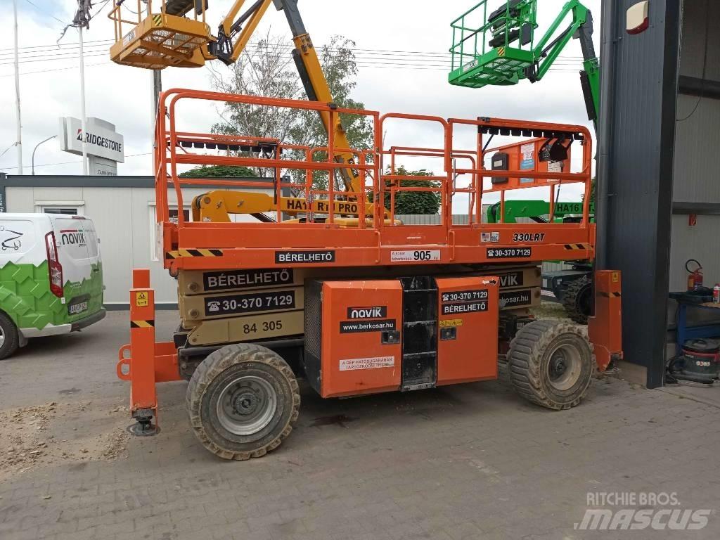 JLG 330 LRT Škarjaste dvižne ploščadi