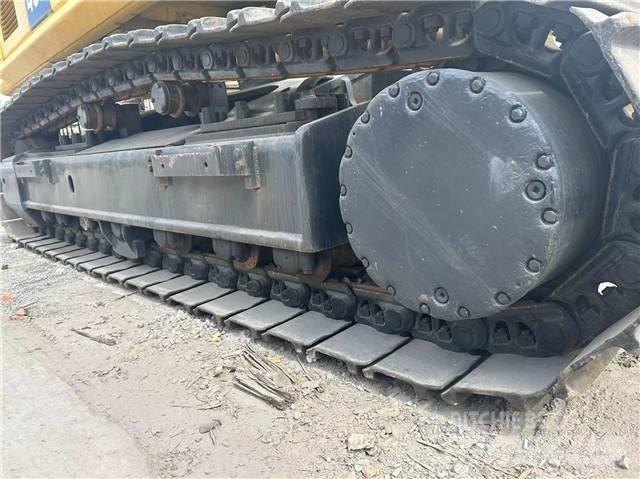 Komatsu PC 450 Bagri goseničarji