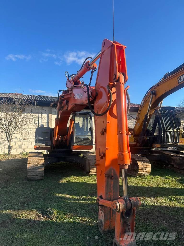 Hitachi ZAXIS 210LC3 Podvozje in vzmetenje
