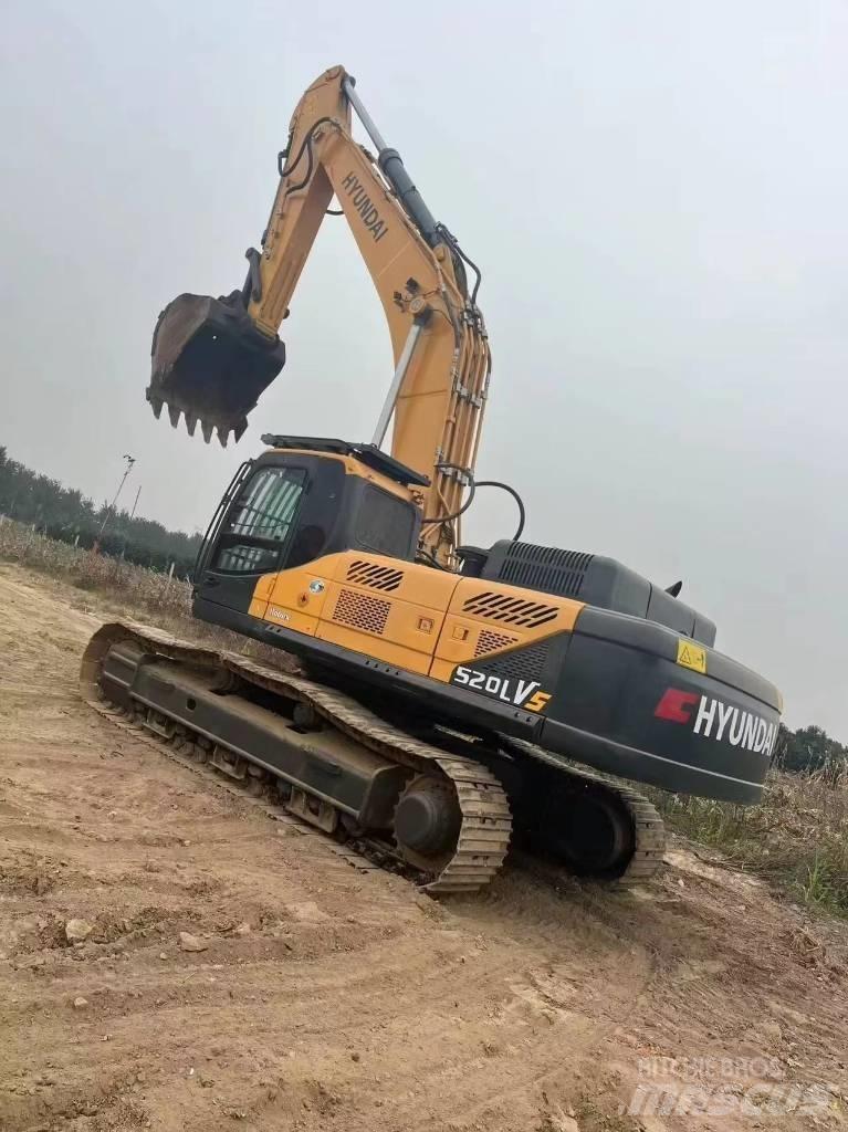 Hyundai Robex 520 VS Bagri goseničarji