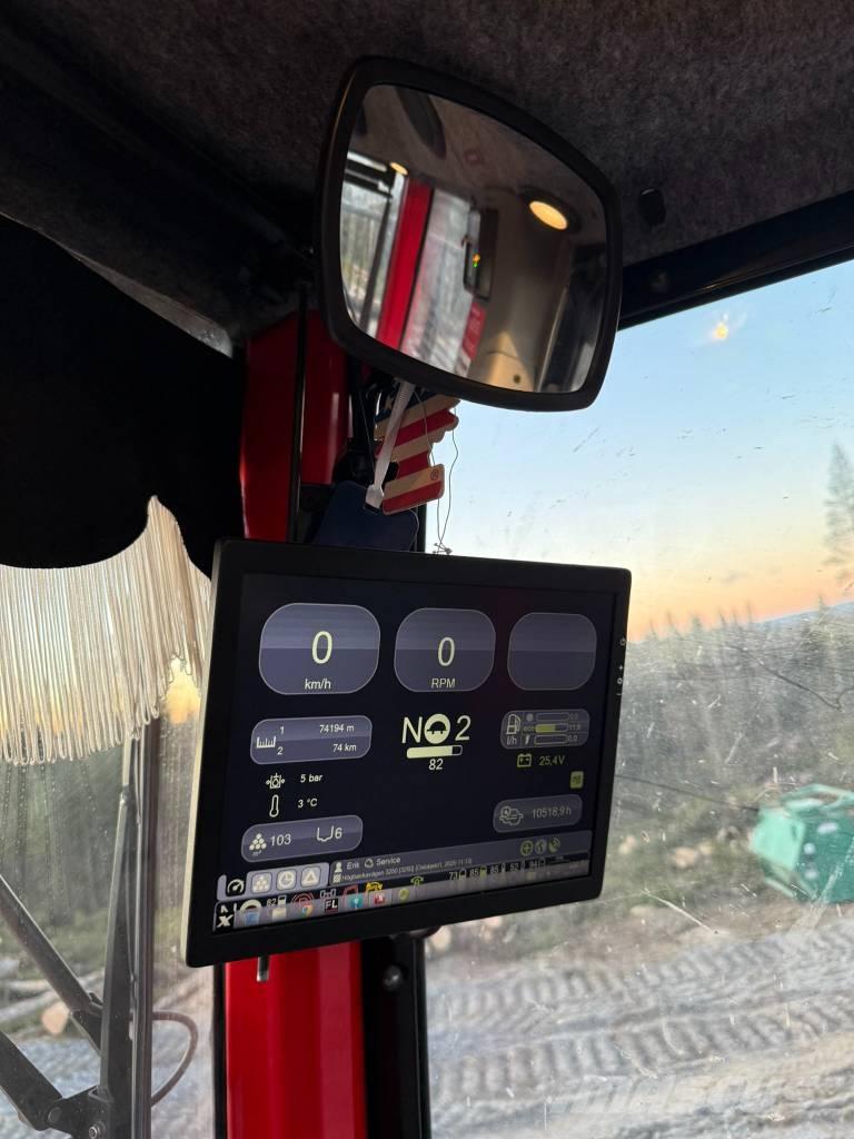 Komatsu 895 Forwarderji