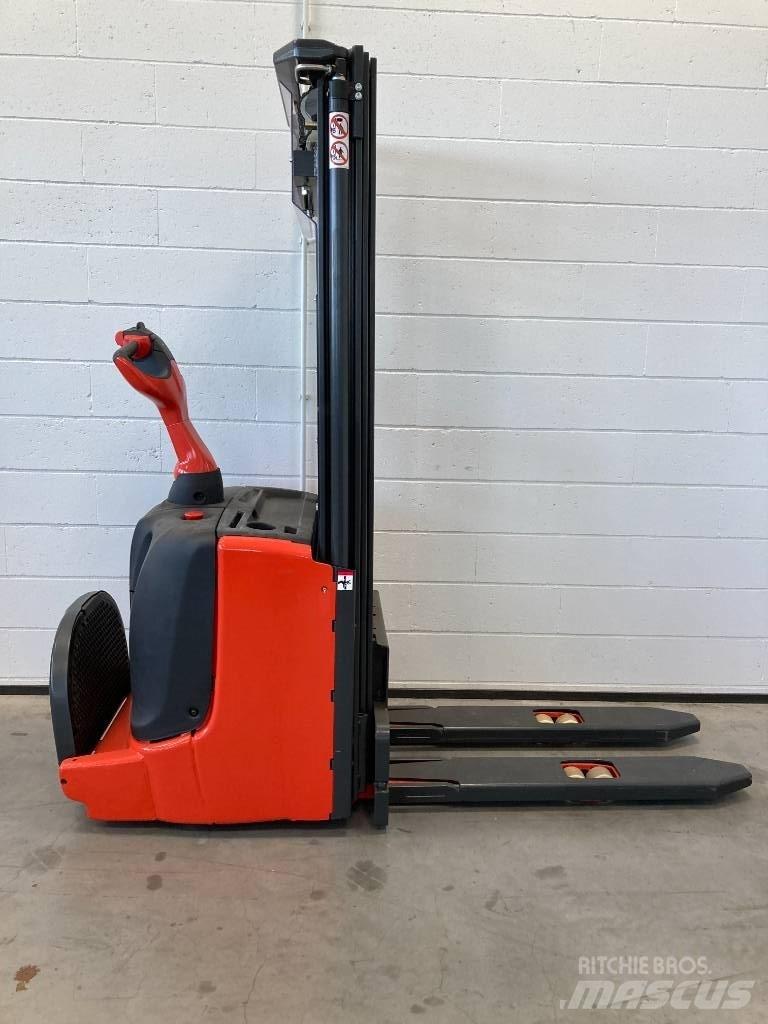 Linde L14P/1169 Samopogonski ročni viličarji