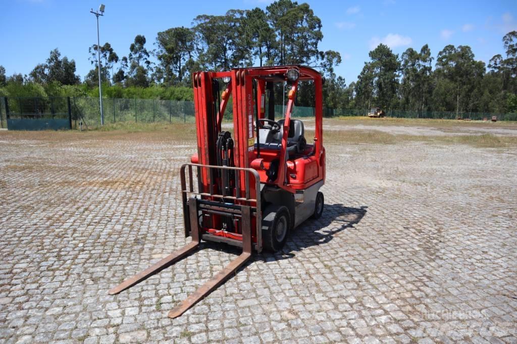 Nissan Y1D1A15Q Dizelski viličarji