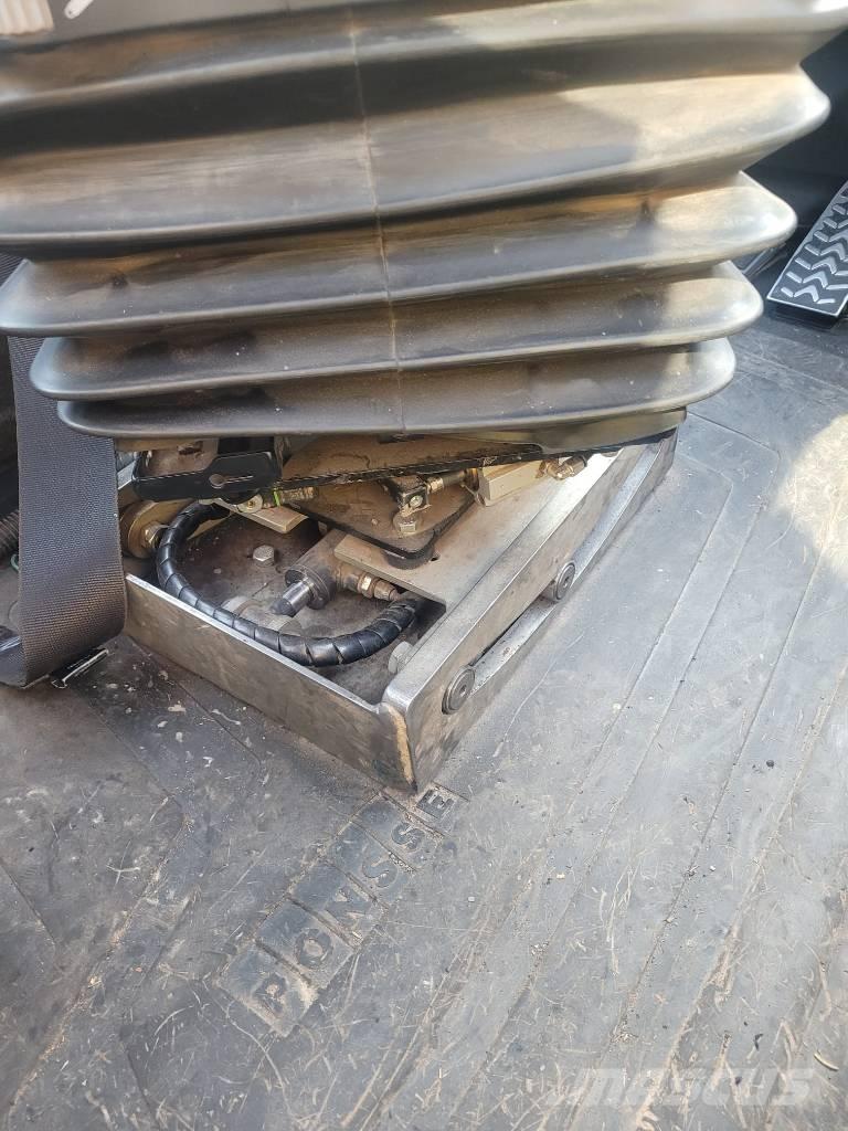 Ponsse Bear 8W Harvesterji