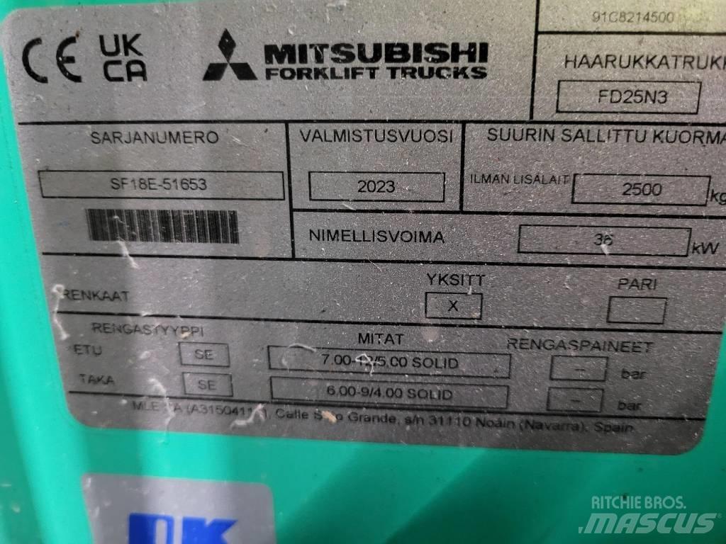 Mitsubishi FD25N3 Dizelski viličarji