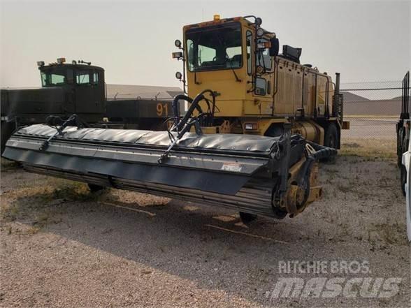 Oshkosh HB2718 Drugo