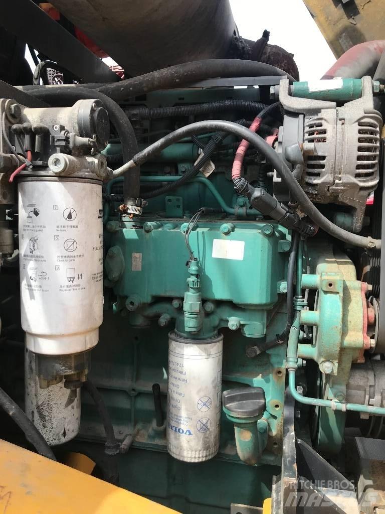 Volvo L 150 E Kolesni nakladalci