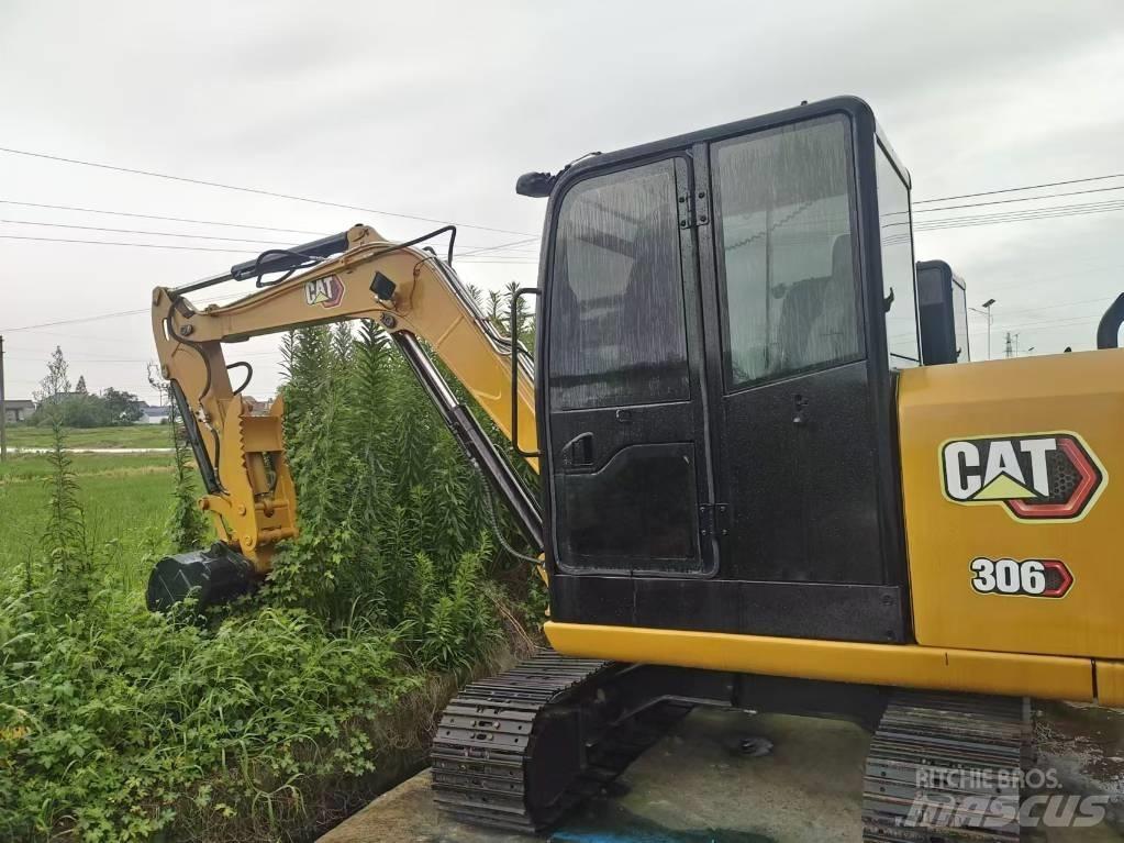 CAT 306 Mini bagri <7t