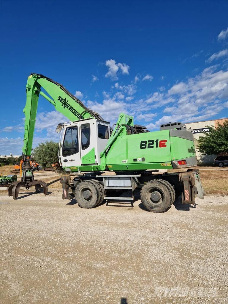 Sennebogen 821 E Bagri na kolesih