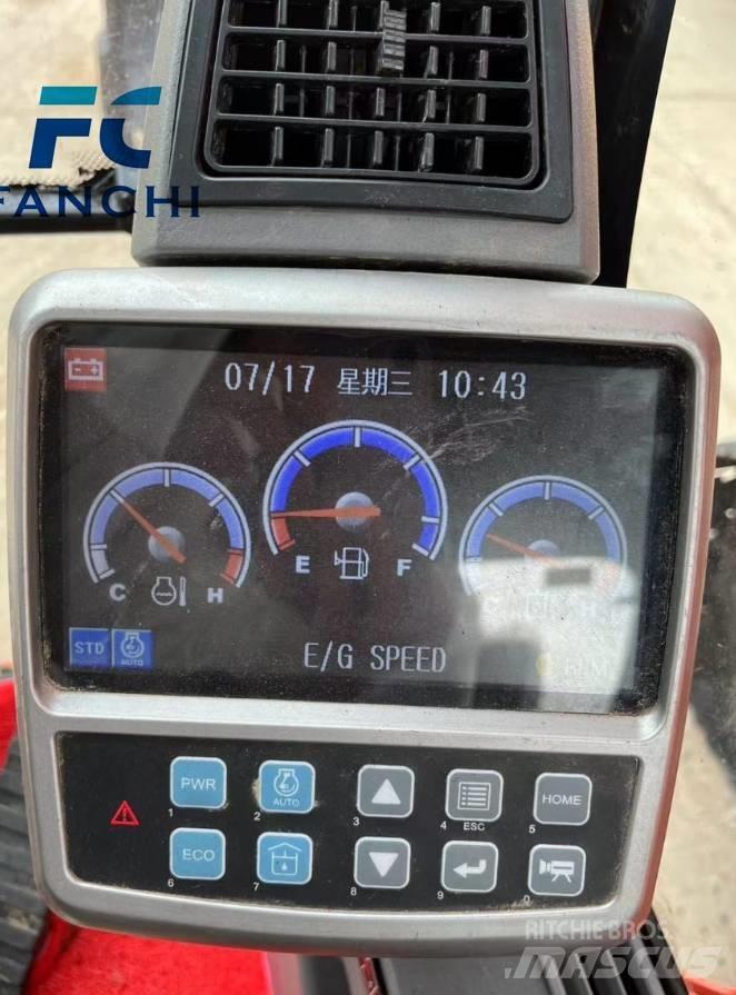 Doosan DX 225 LCA Bagri goseničarji