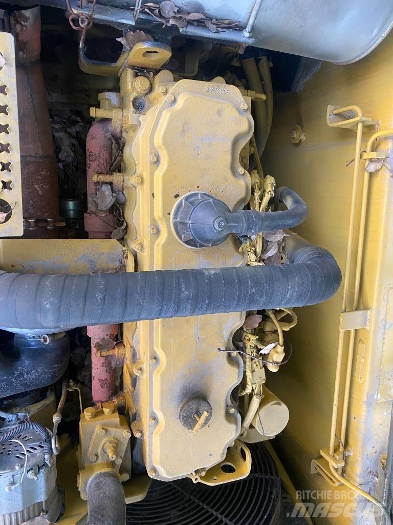 CAT 325 CL Bagri goseničarji