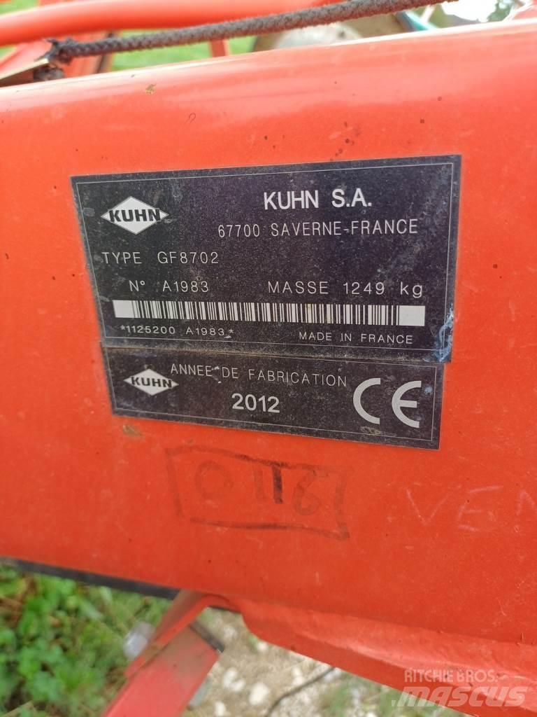 Kuhn GF 8702 Obračalniki in zgrabljalniki