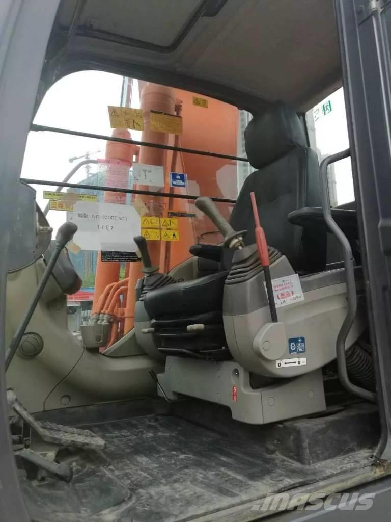 Hitachi zx200 Bagri goseničarji