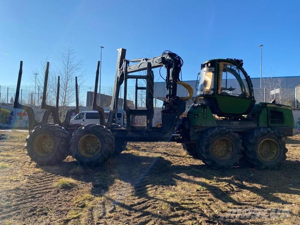 John Deere 1010 E Forwarderji