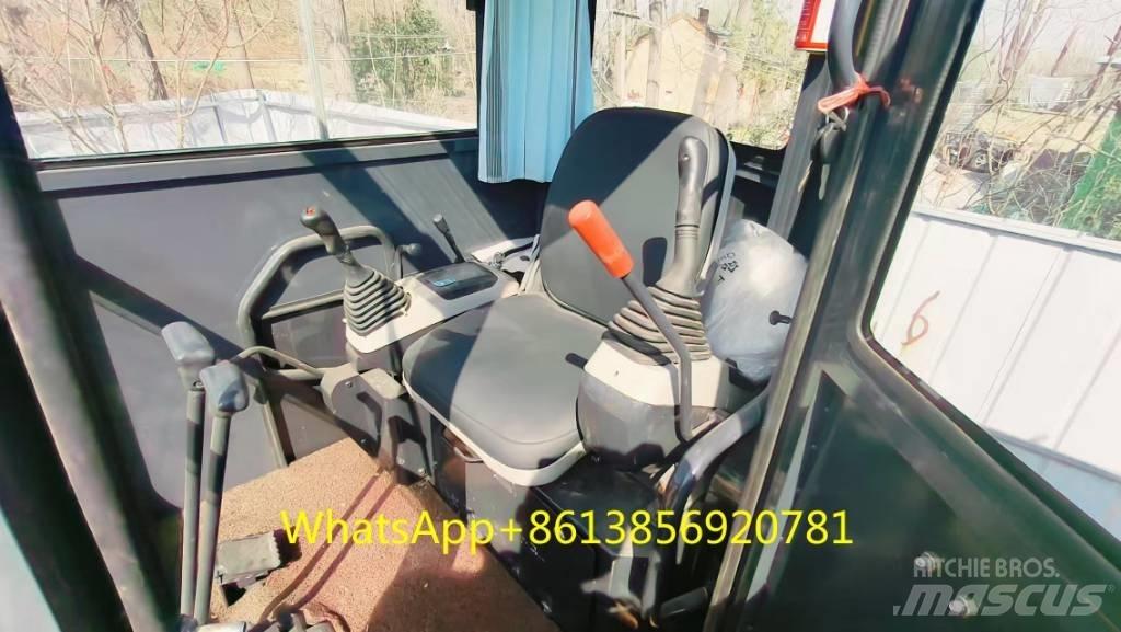 Komatsu PC 35 Mini bagri <7t