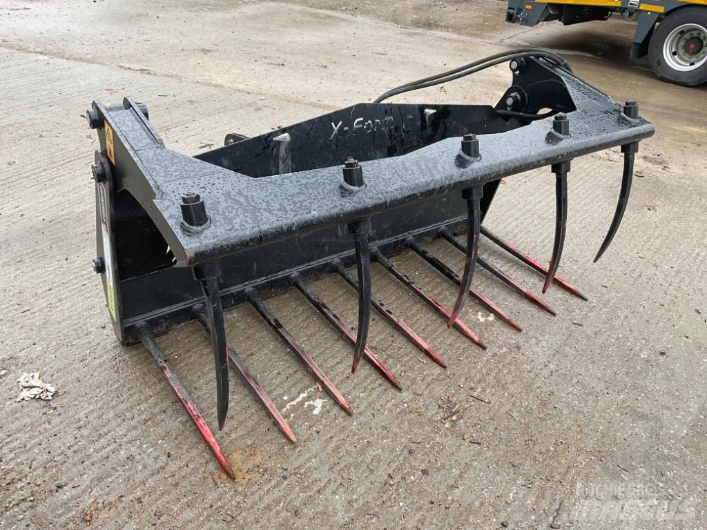 Manitou X-form Drugi priključki za nakladanje in kopanje